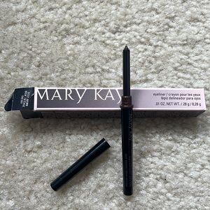Mary Lay Eyeliner - Color: Deep Brown
